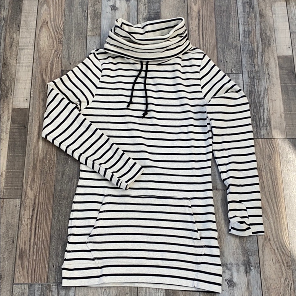 XL Lily & Lottie striped cowl neck sweatshirt